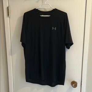 Under Armour Black Short Sleeve Tee Performance Fit